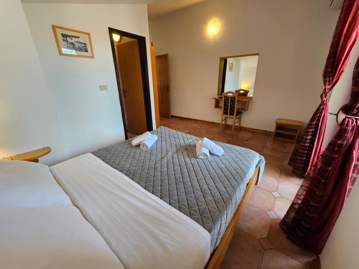 Apartments & Rooms Gaspar Rovinj Buitenkant foto