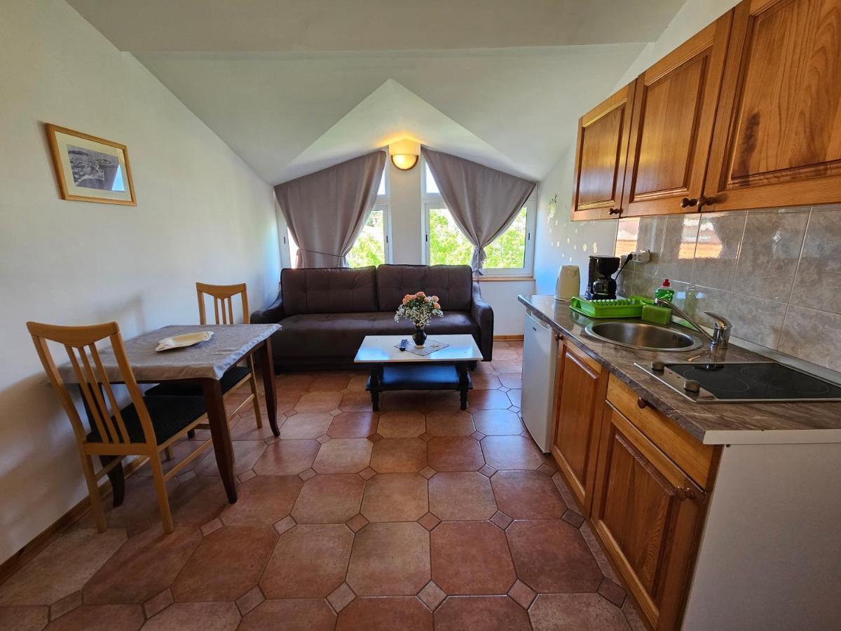 Apartments & Rooms Gaspar Rovinj Buitenkant foto